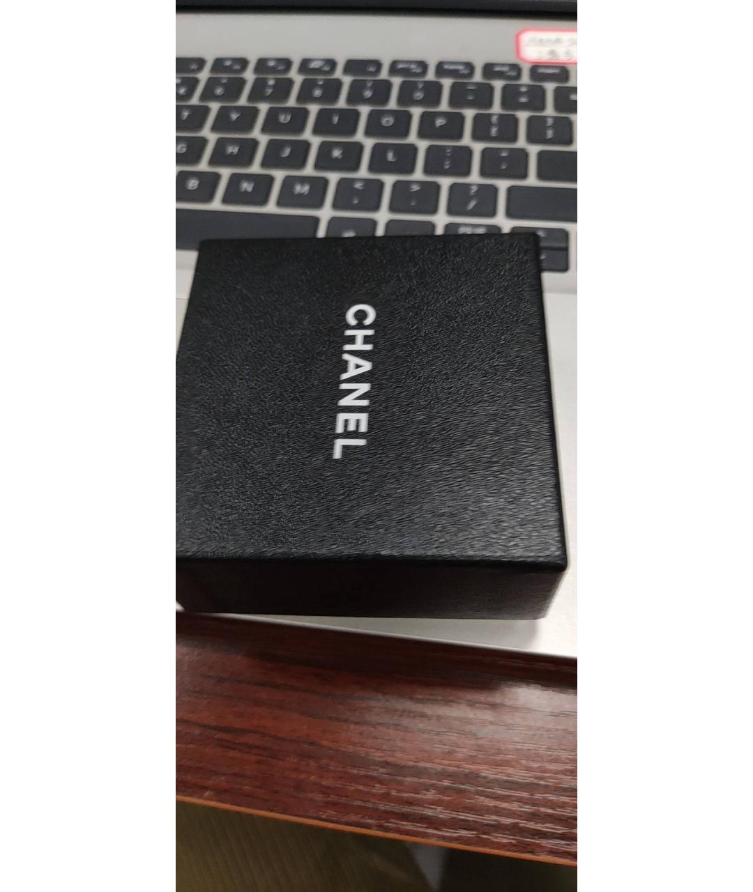 CHANEL Золотые металлические клипсы, фото 8