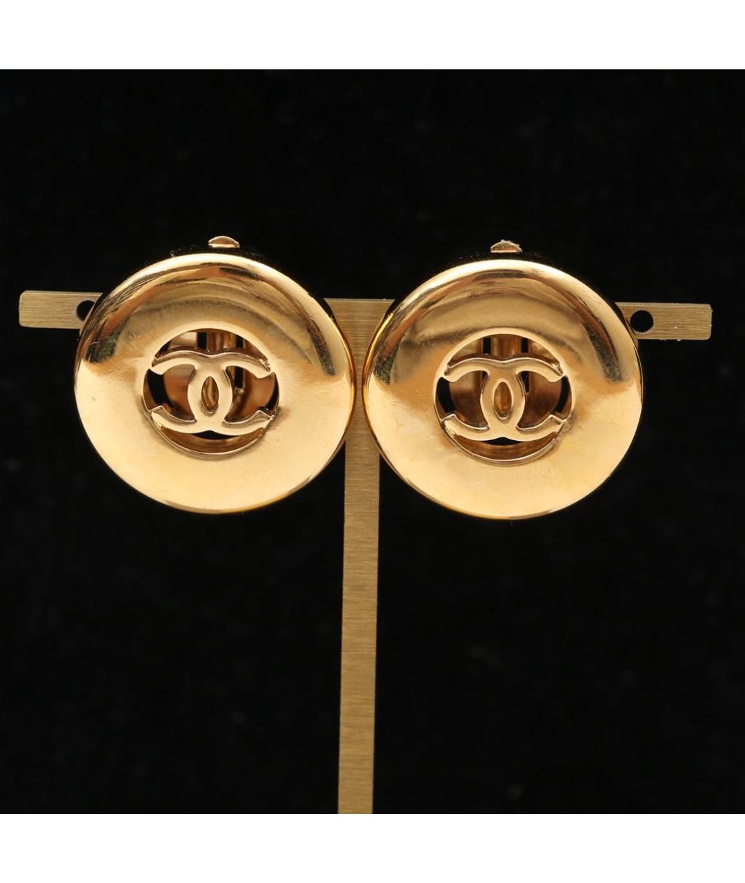 CHANEL Золотые металлические клипсы, фото 2