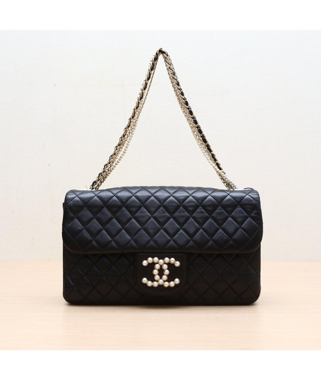 CHANEL Черная кожаная сумка через плечо, фото 3