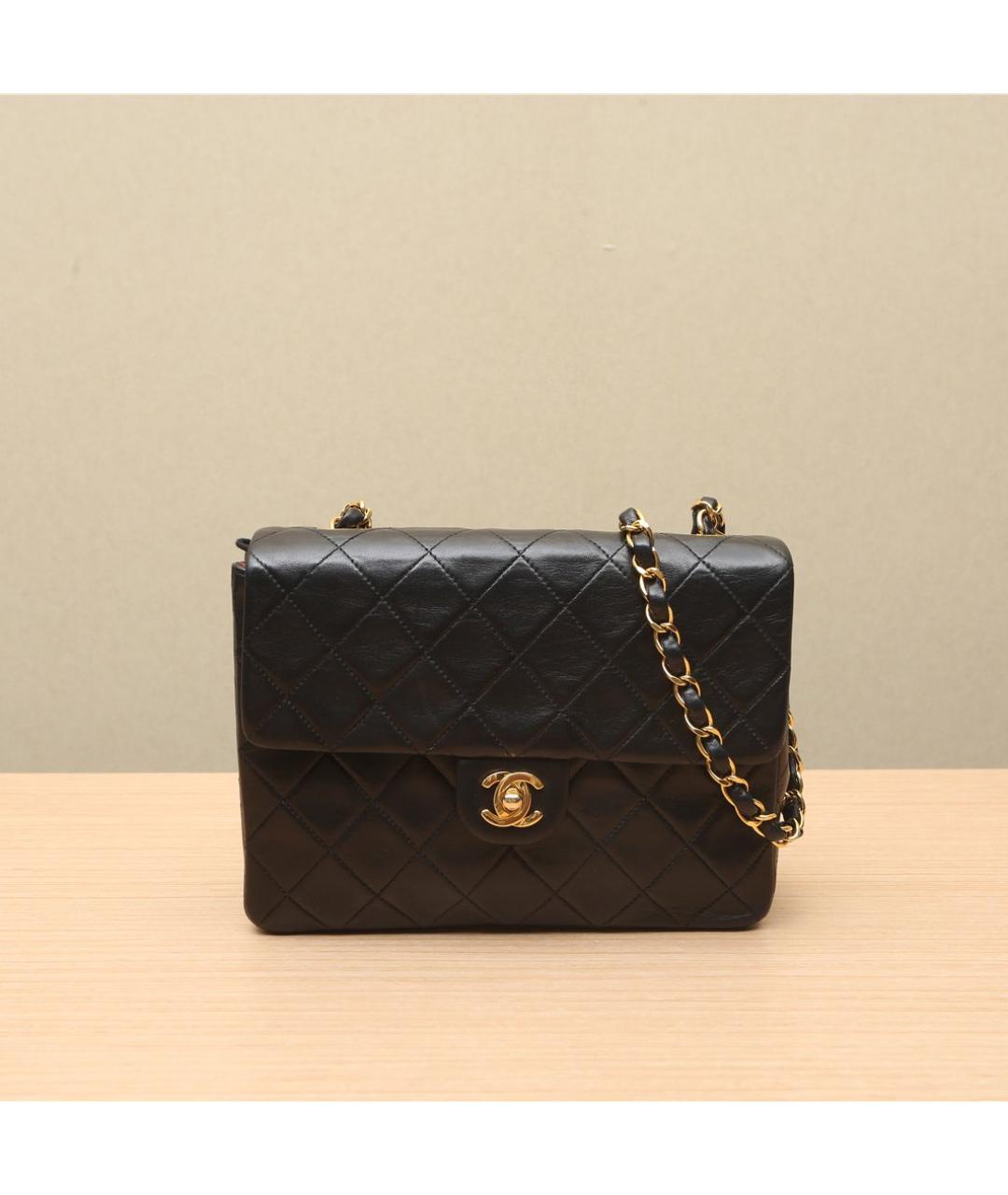 CHANEL Черная кожаная сумка через плечо, фото 2