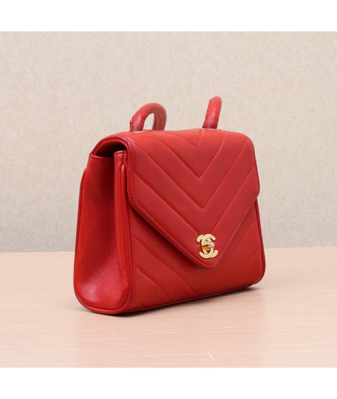 CHANEL Красная кожаная сумка через плечо, фото 2