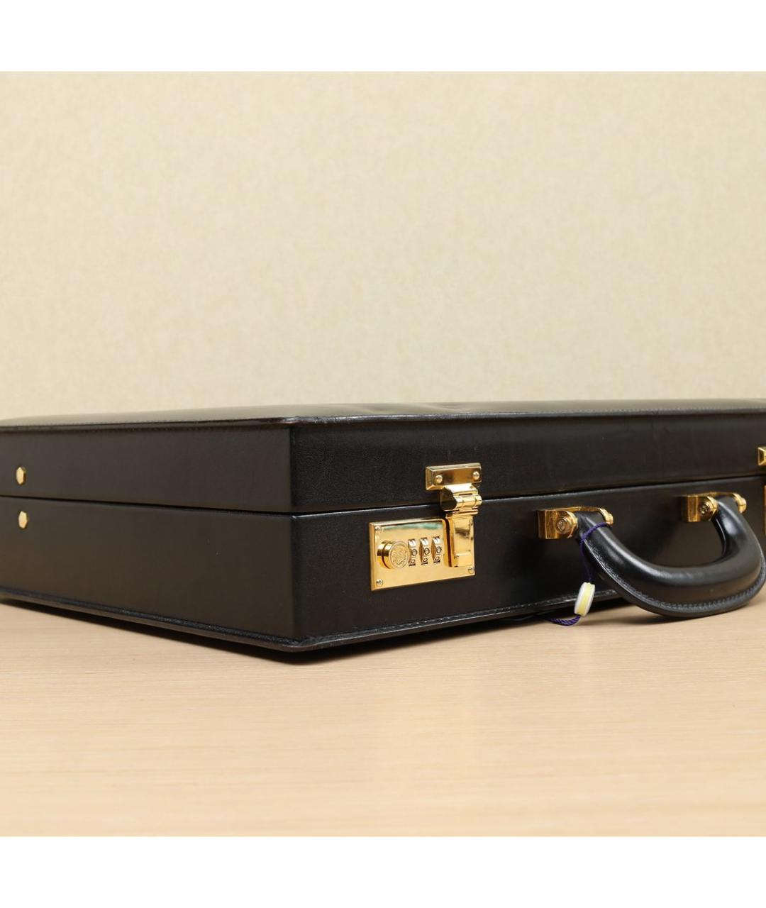 LOEWE Черная кожаная сумка с короткими ручками, фото 4