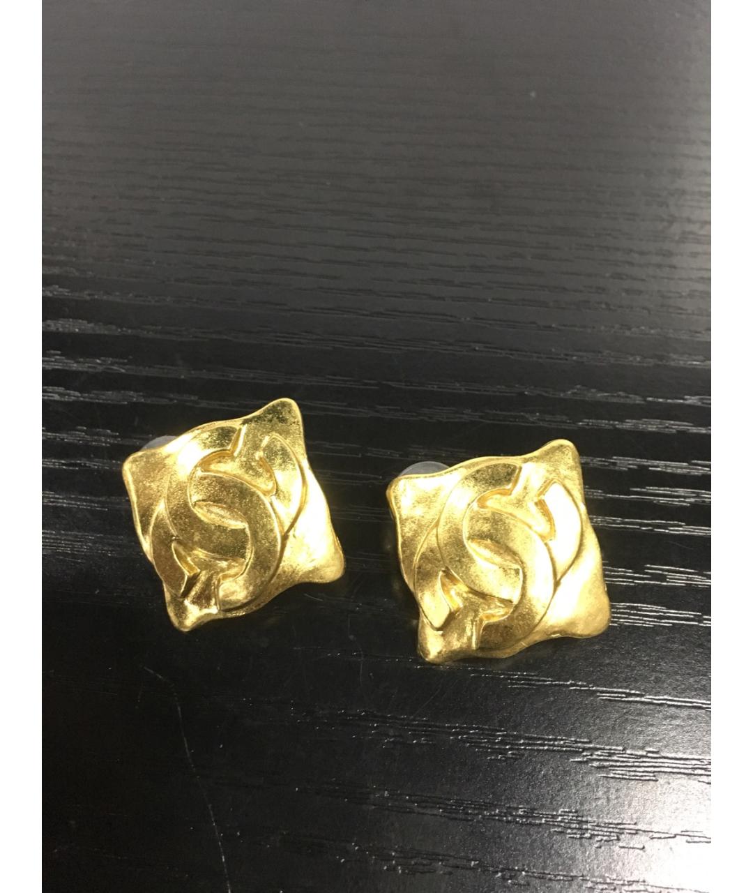 CHANEL Золотые металлические клипсы, фото 7