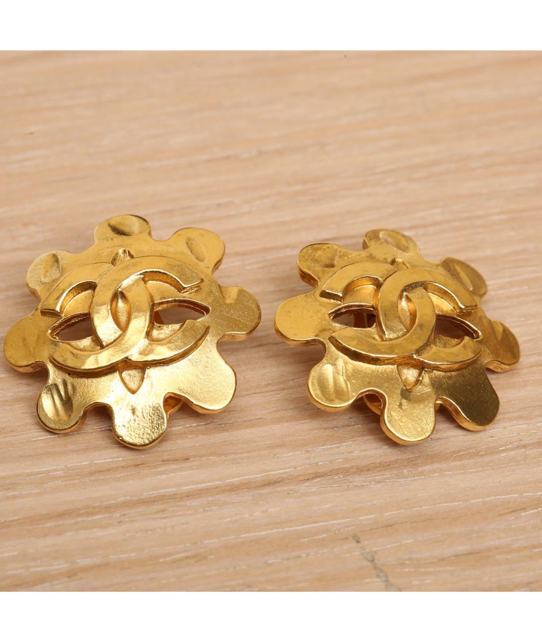 CHANEL Золотые металлические клипсы, фото 2