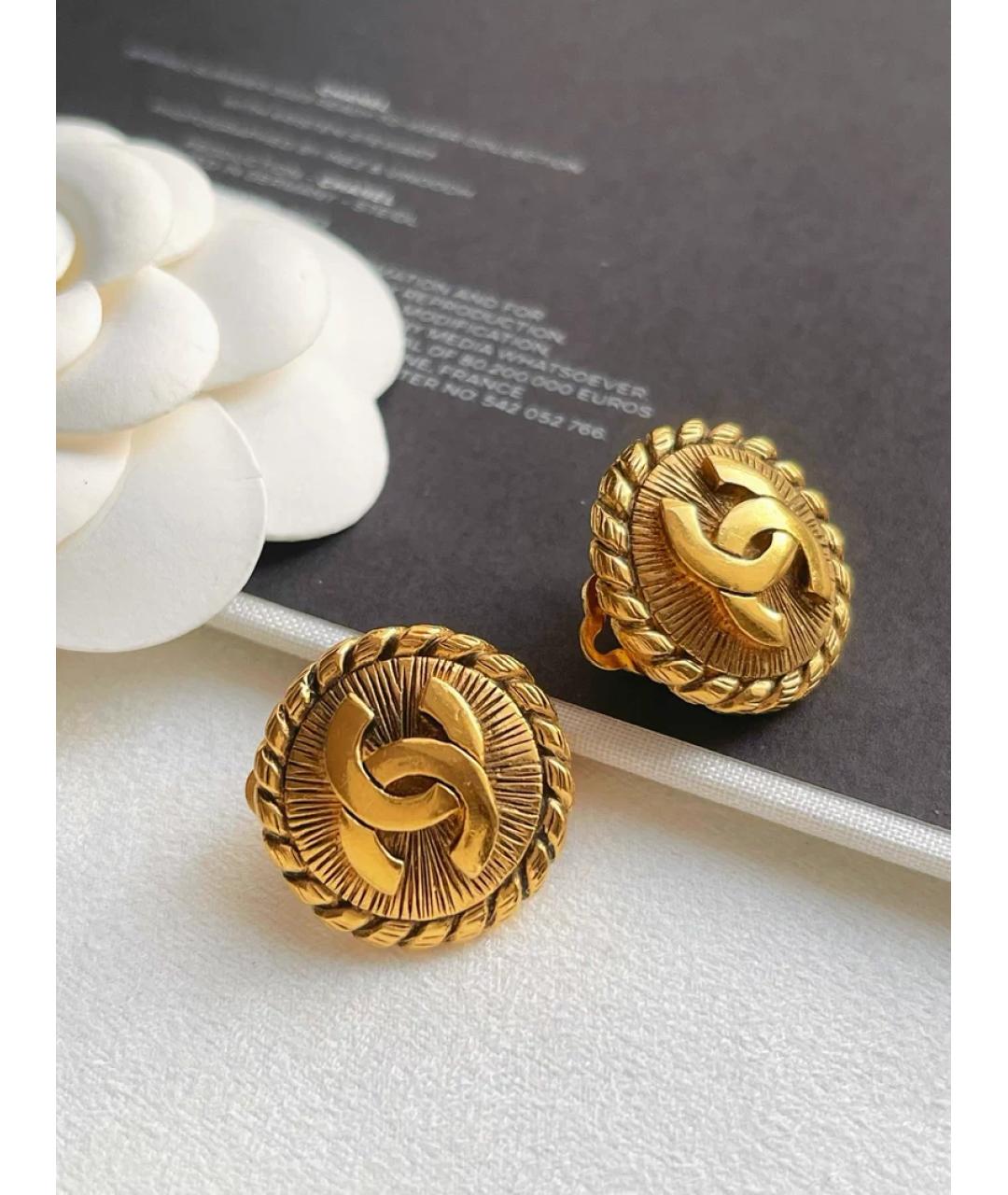 CHANEL Золотые металлические клипсы, фото 5