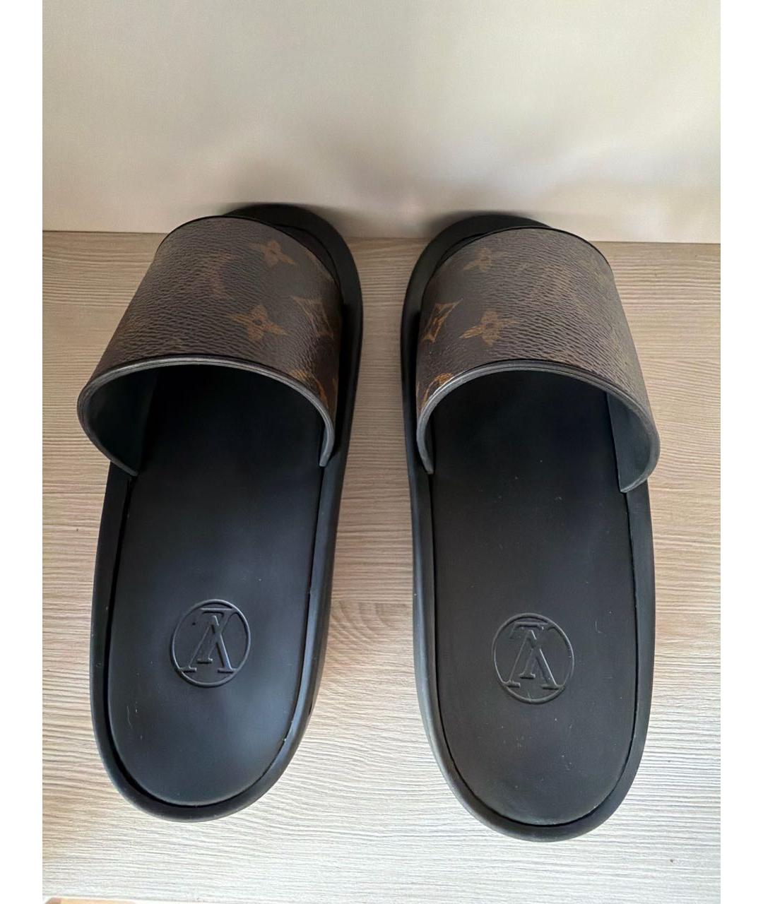 LOUIS VUITTON Коричневые шлепанцы, фото 3
