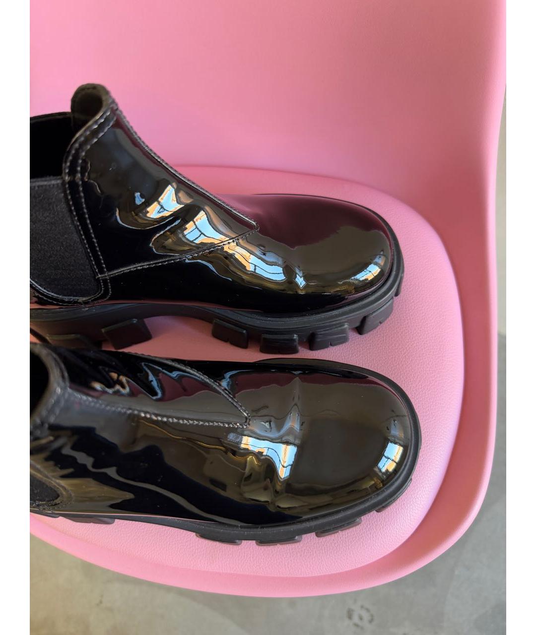PRADA Черные полусапоги из лакированной кожи, фото 7