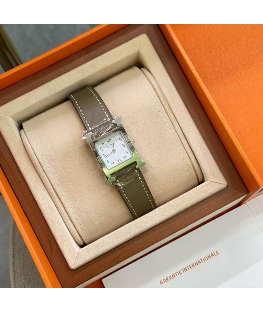 HERMES Бежевые стальные часы, фото 5