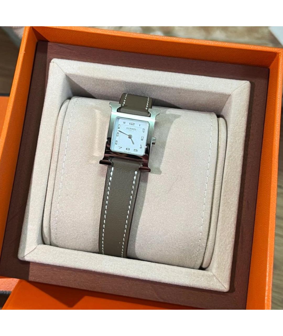 HERMES Бежевые стальные часы, фото 8