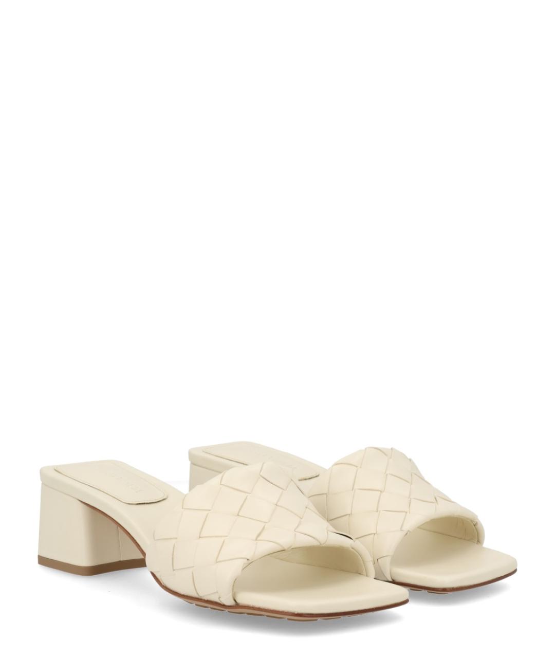 BOTTEGA VENETA Белые кожаные мюли, фото 2