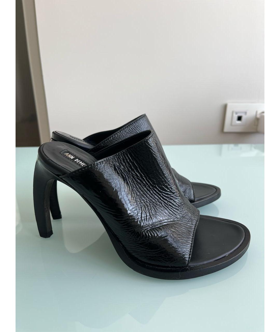 ANN DEMEULEMEESTER Черные мюли из лакированной кожи, фото 6