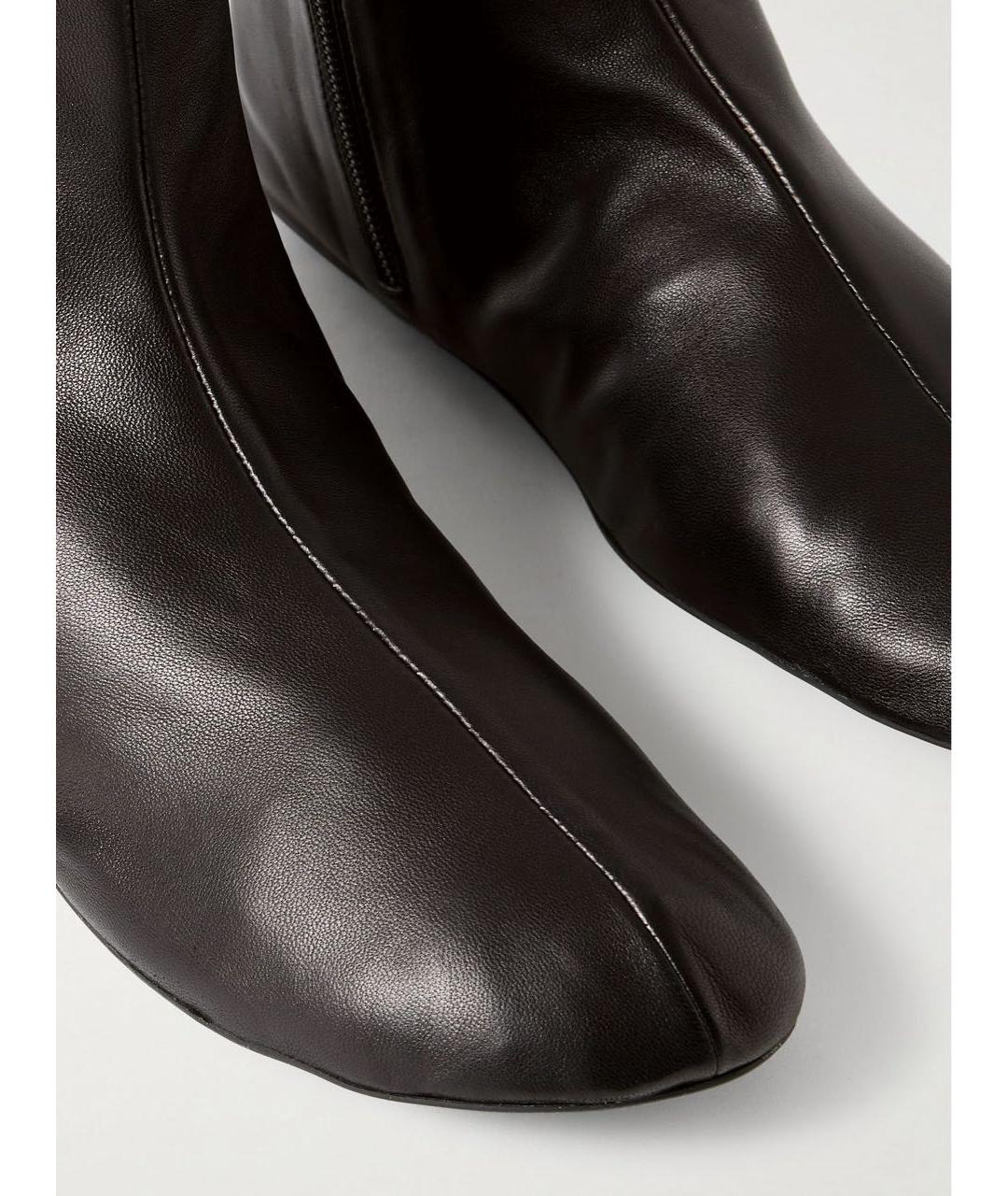 THE ROW Черные кожаные ботильоны, фото 3