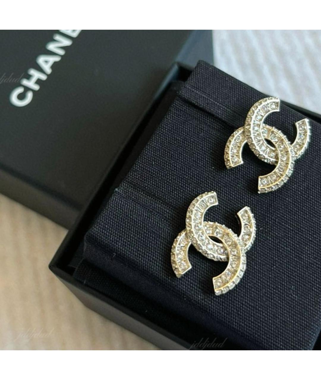 CHANEL Золотые металлические серьги, фото 3