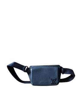 LOUIS VUITTON Поясная сумка