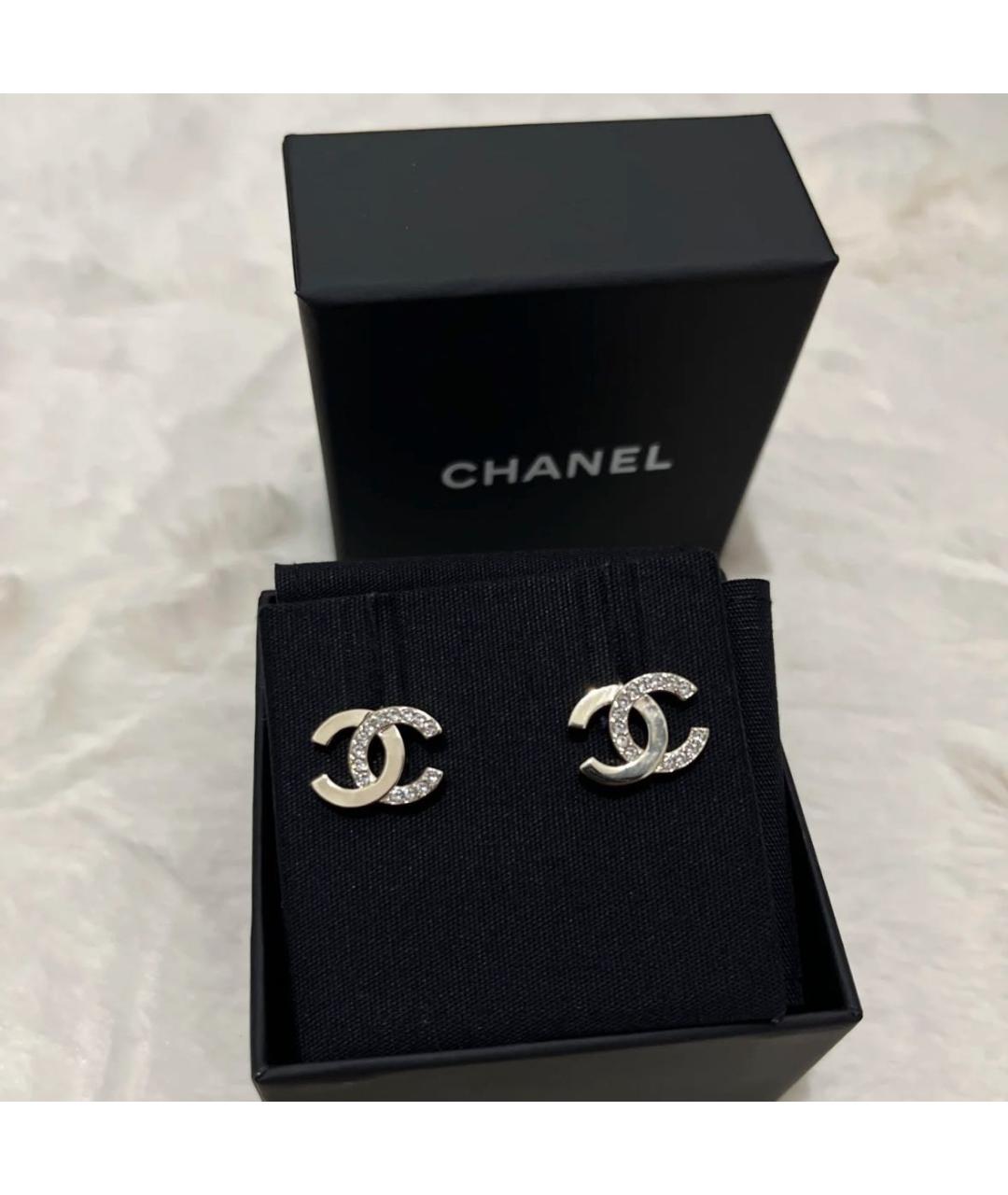 CHANEL Золотые металлические серьги, фото 2