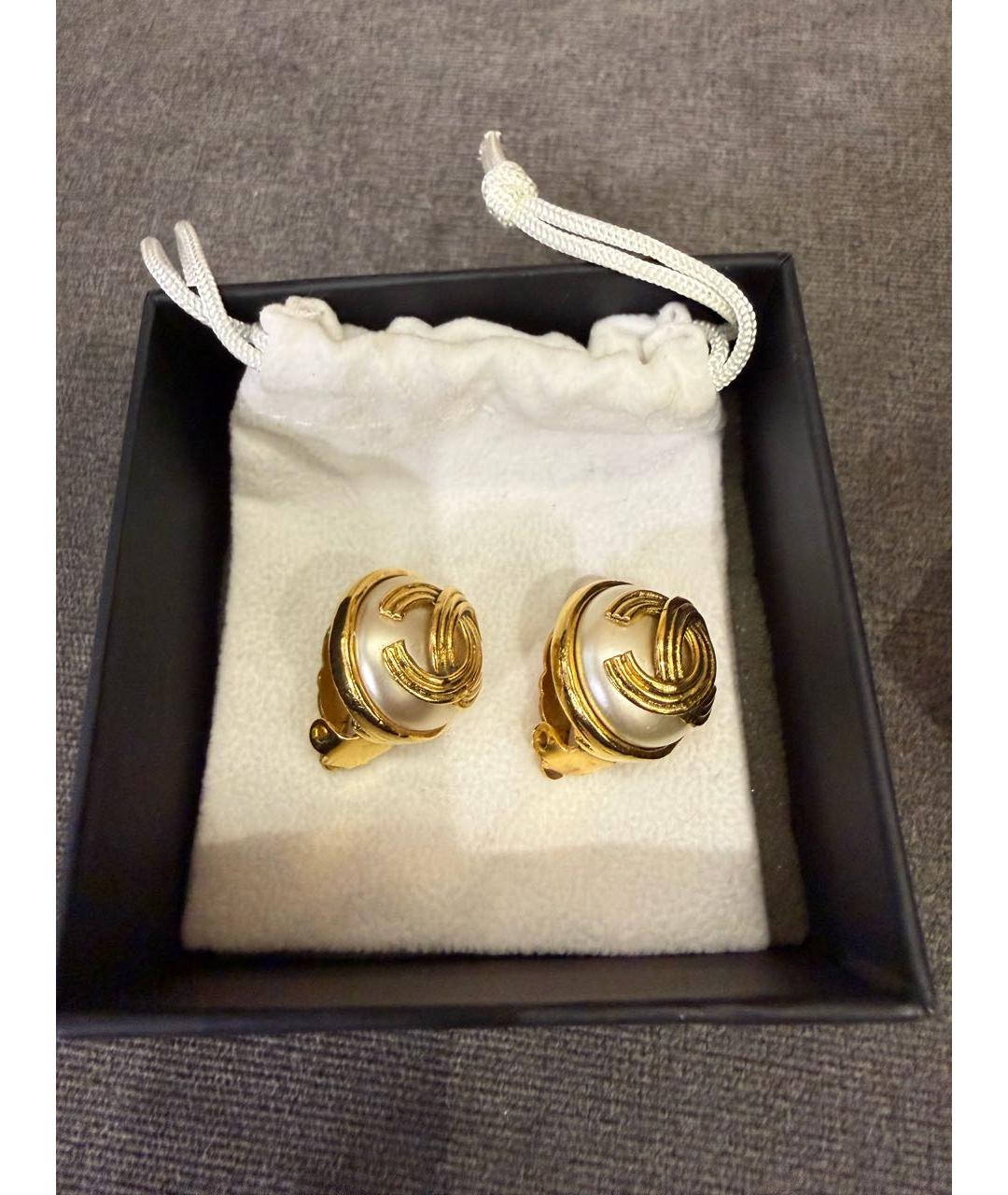 CHANEL Золотые металлические клипсы, фото 3