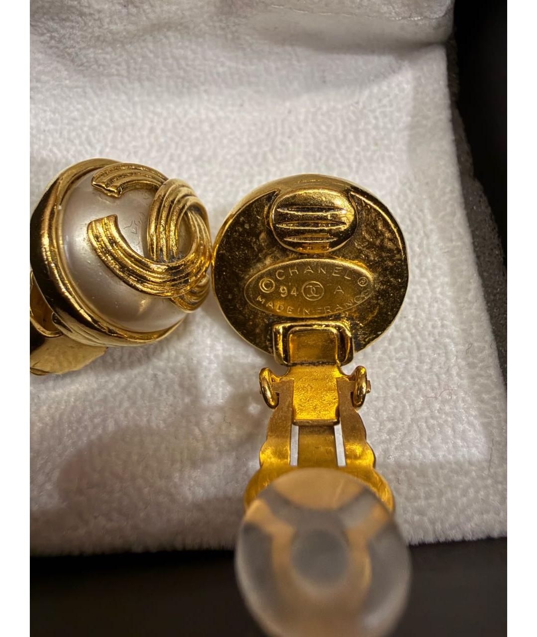 CHANEL Золотые металлические клипсы, фото 2