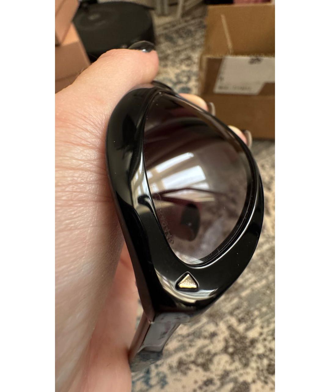 PRADA Черные пластиковые солнцезащитные очки, фото 2