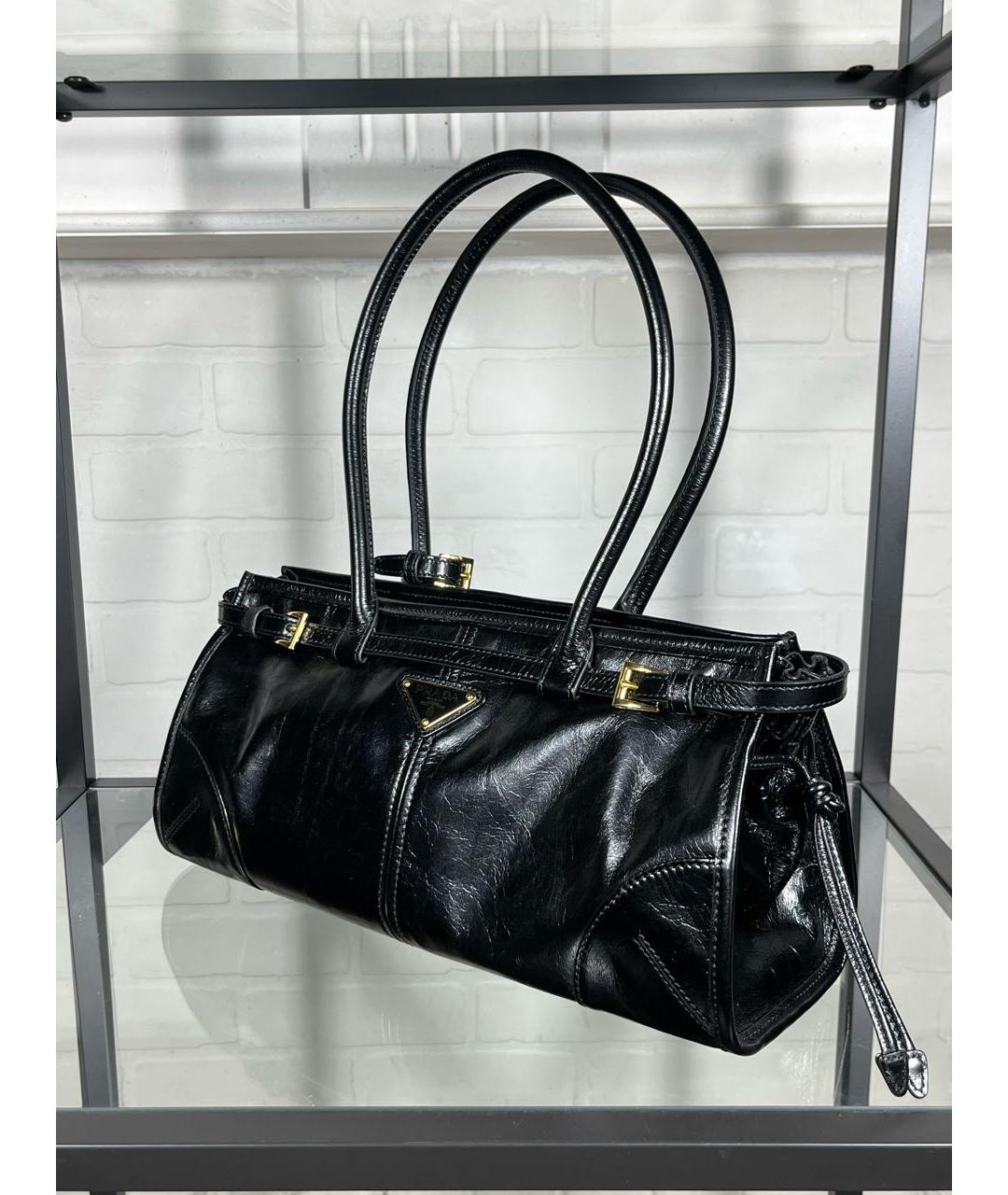 PRADA Черная кожаная сумка с короткими ручками, фото 3
