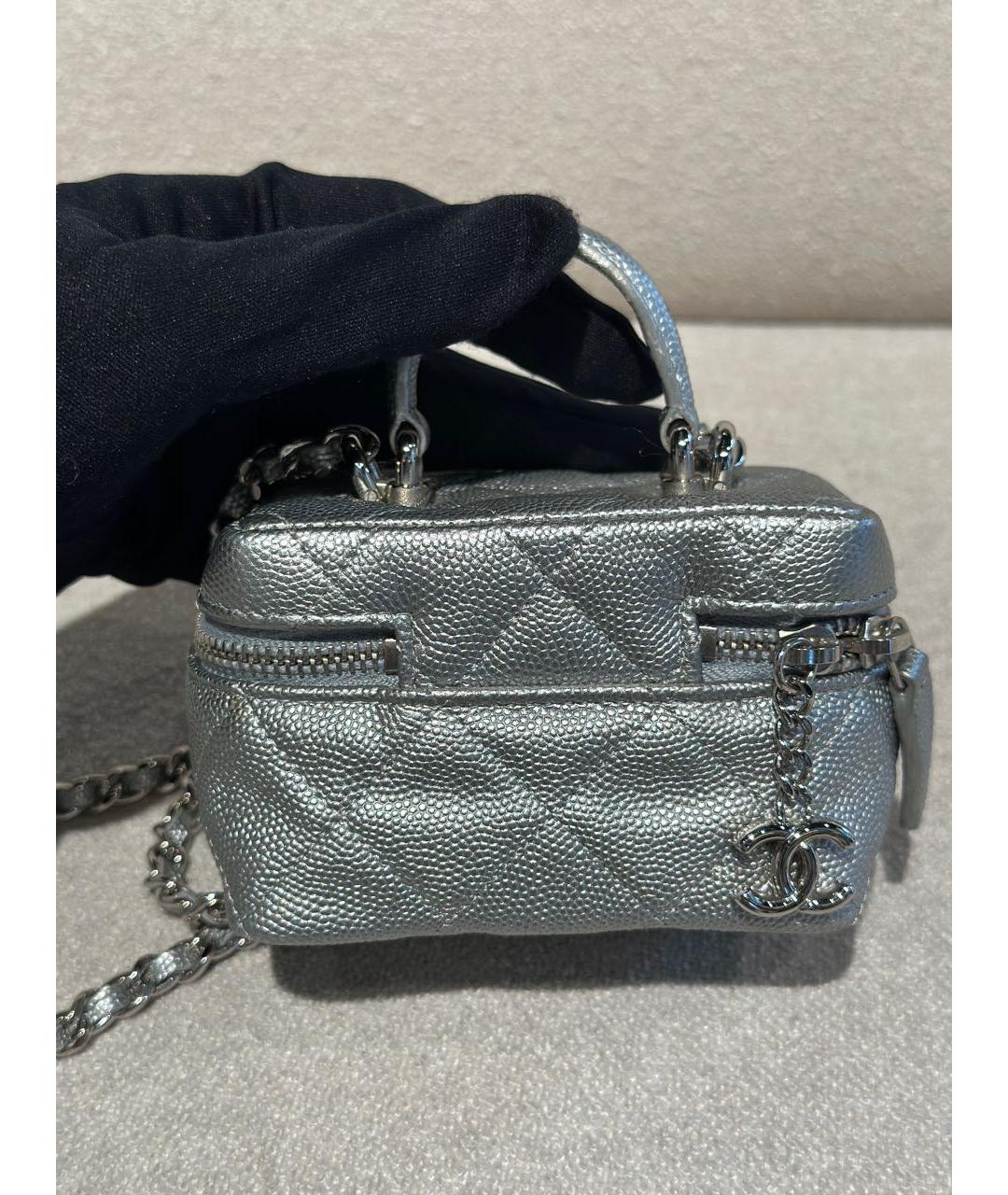 CHANEL Серебряная кожаная сумка через плечо, фото 4