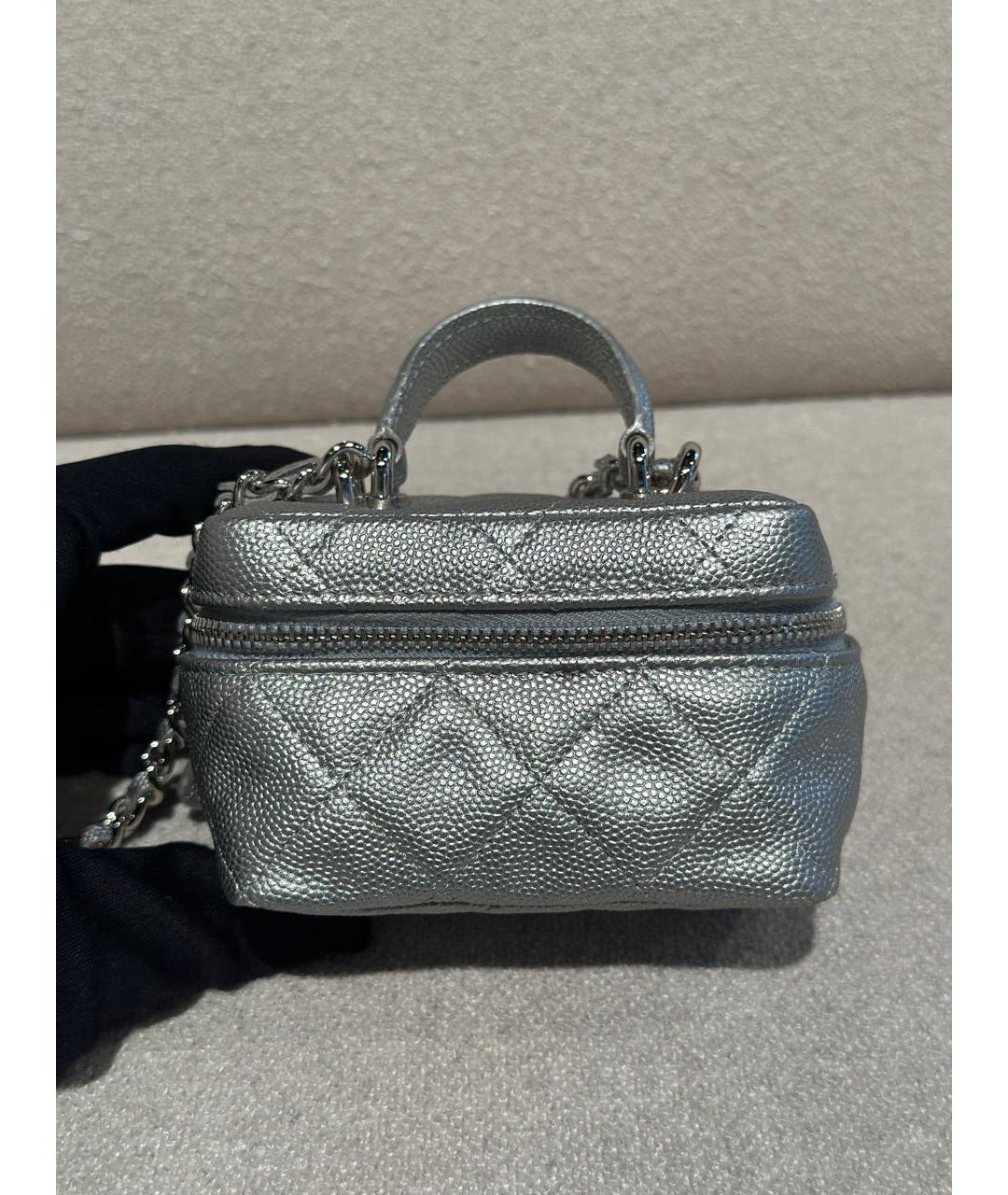 CHANEL Серебряная кожаная сумка через плечо, фото 2