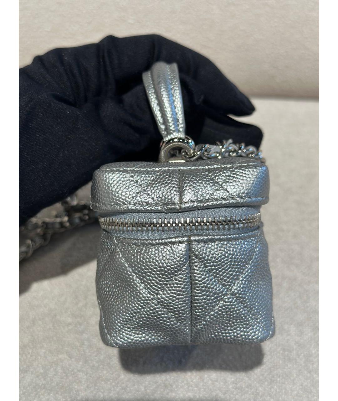 CHANEL Серебряная кожаная сумка через плечо, фото 3