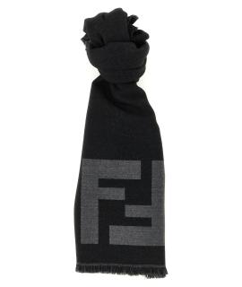 FENDI Шарф