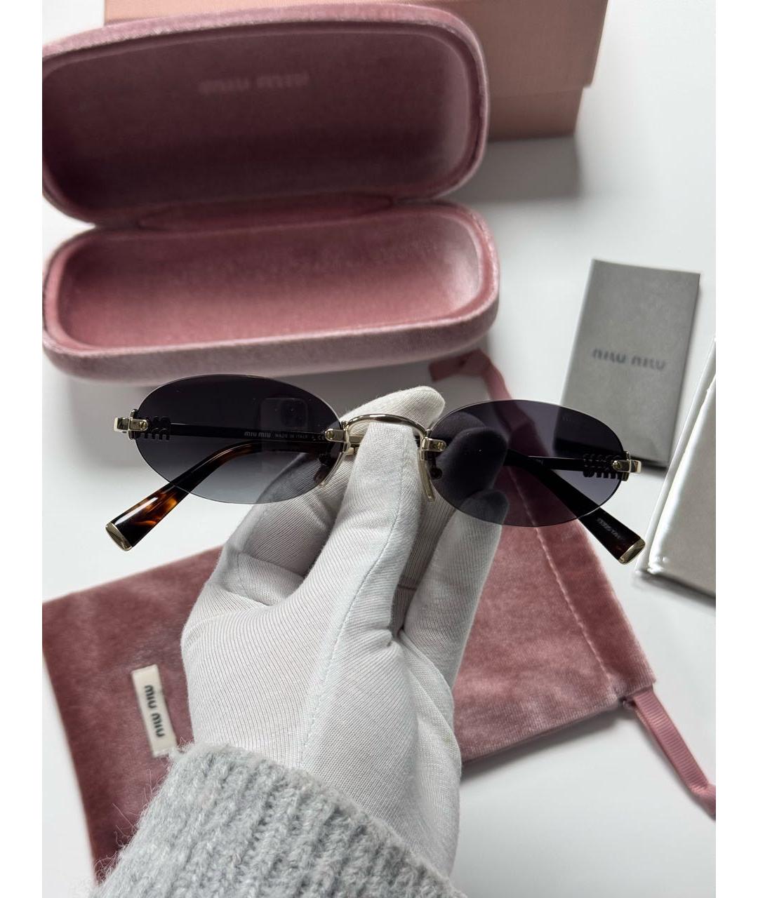 MIU MIU Металлические солнцезащитные очки, фото 4