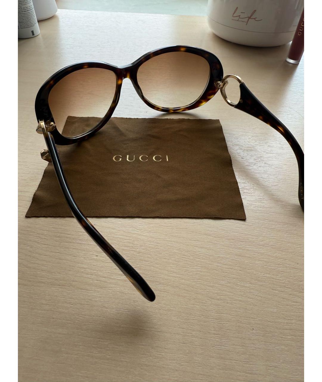 GUCCI Коричневые пластиковые солнцезащитные очки, фото 2