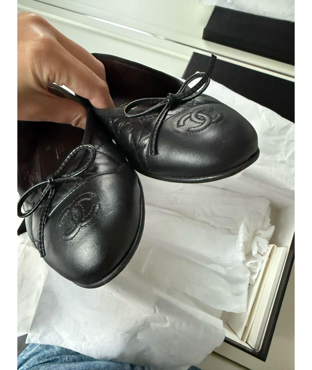 CHANEL Черные кожаные балетки, фото 6