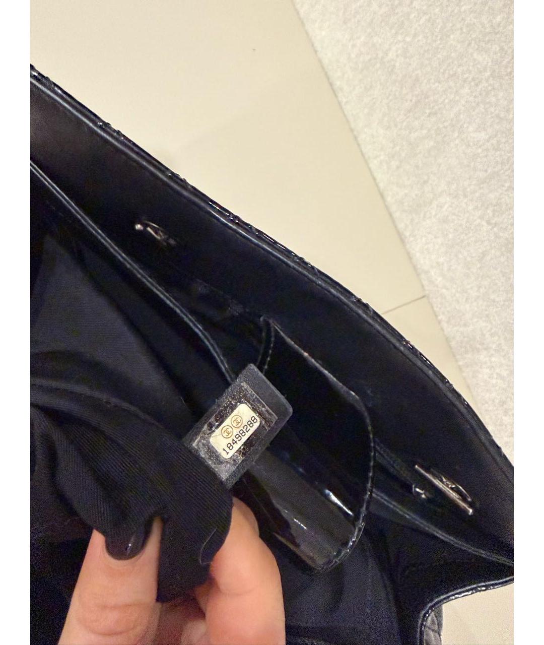 CHANEL Черная сумка тоут из лакированной кожи, фото 5