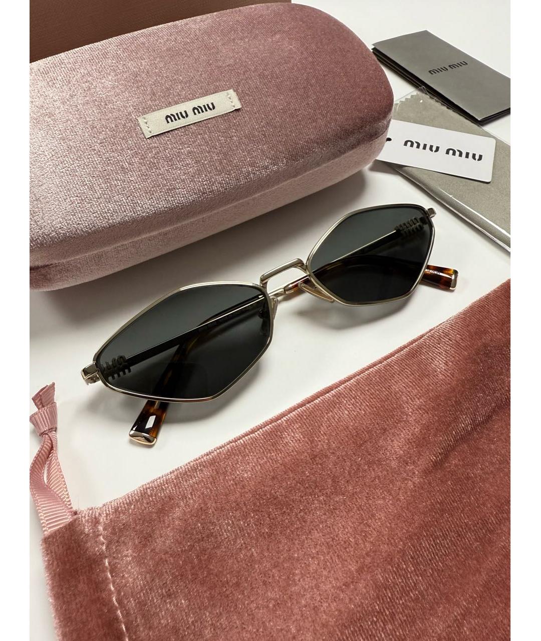 MIU MIU Золотые металлические солнцезащитные очки, фото 2