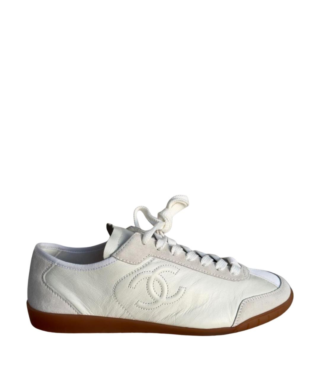 CHANEL Белые кожаные кеды, фото 1