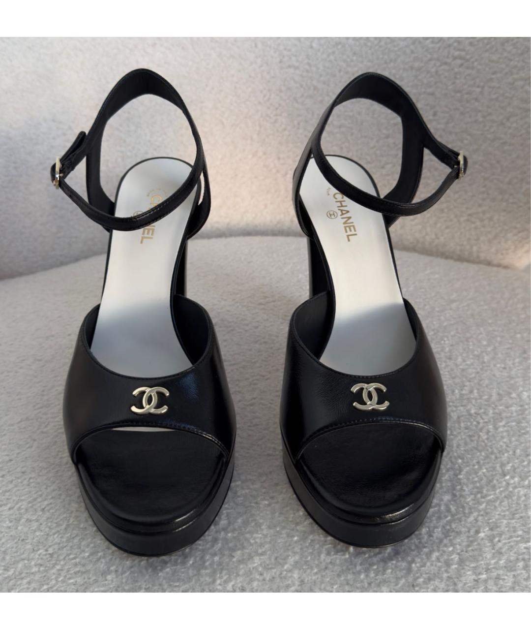 CHANEL Черные кожаные босоножки, фото 2