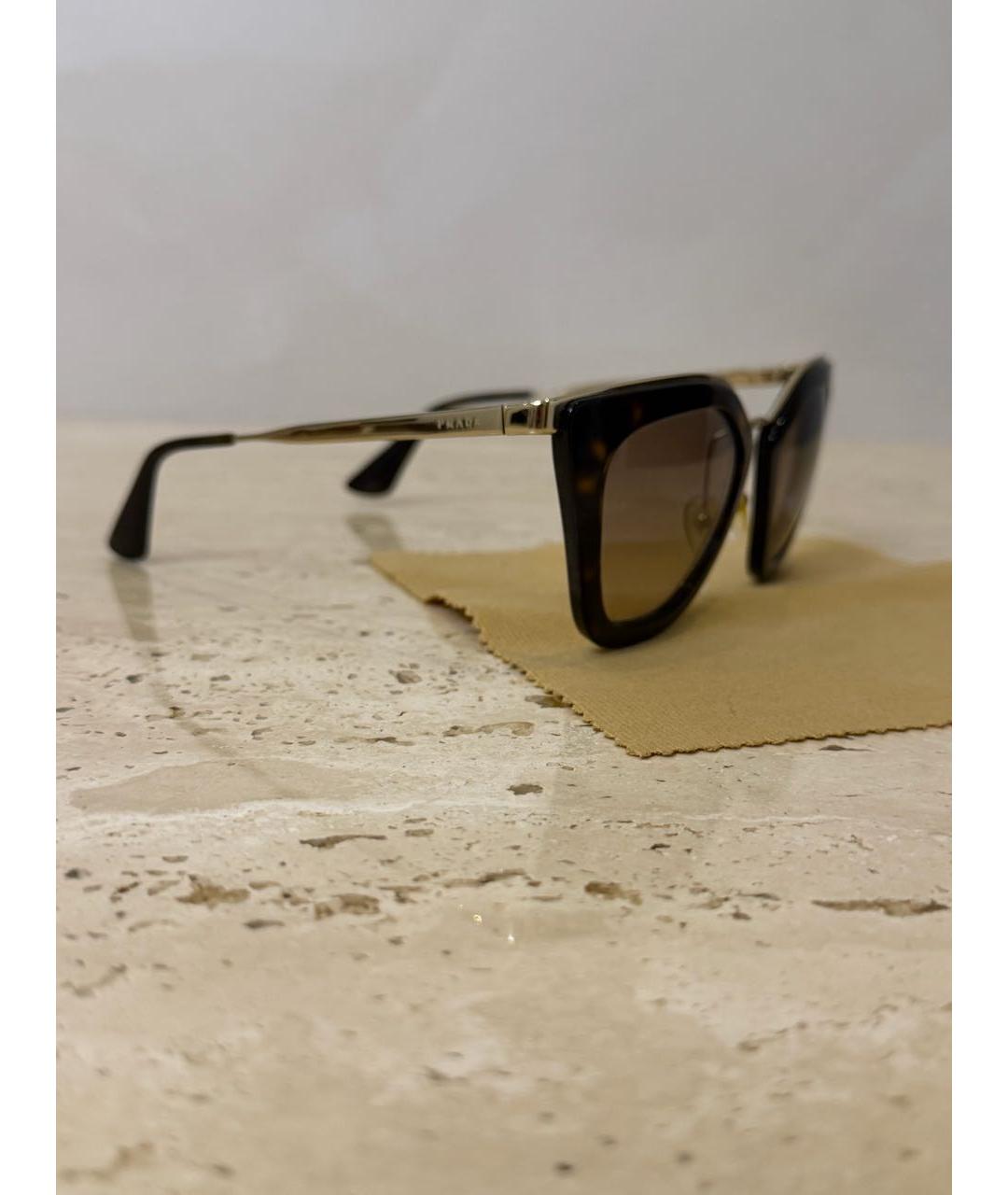 PRADA Коричневые пластиковые солнцезащитные очки, фото 2