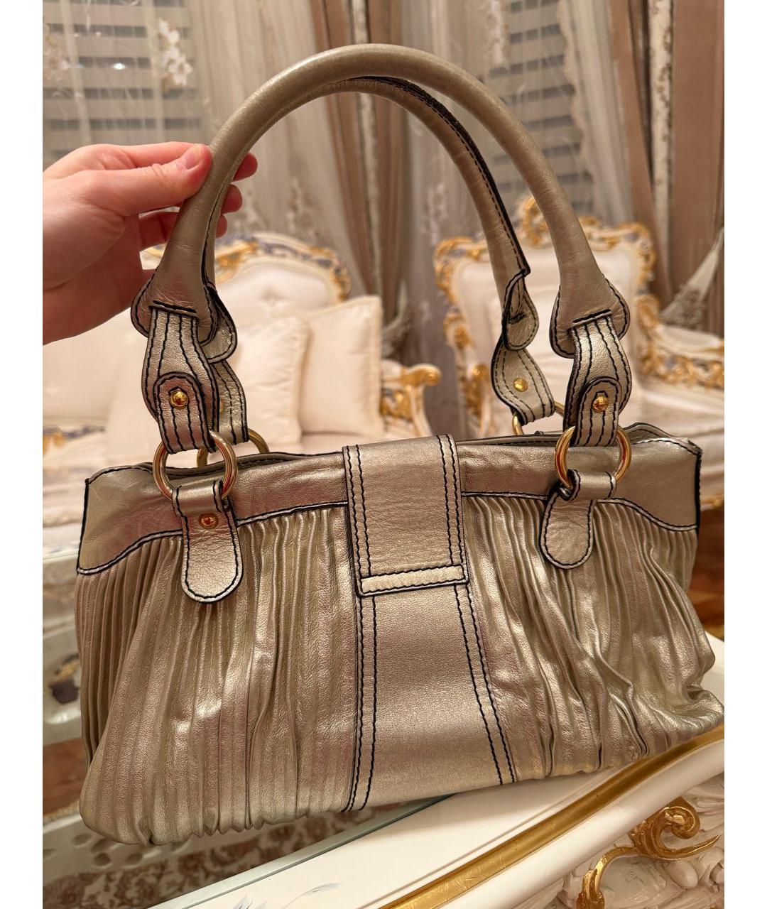 VALENTINO Бежевая кожаная сумка с короткими ручками, фото 3