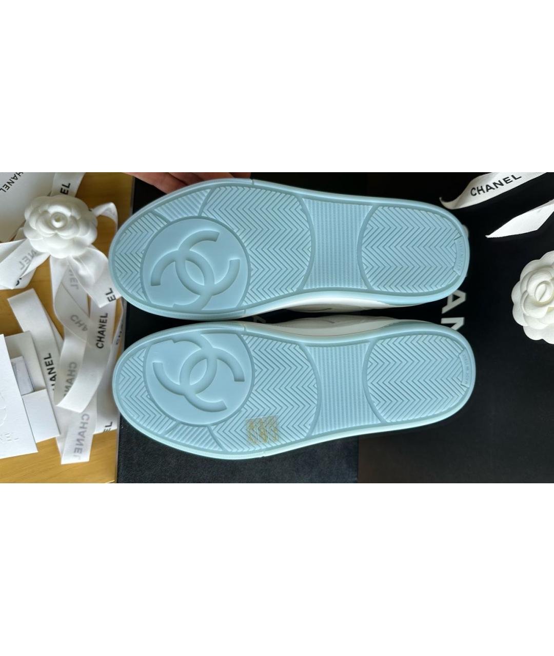 CHANEL Белые кожаные кроссовки, фото 6