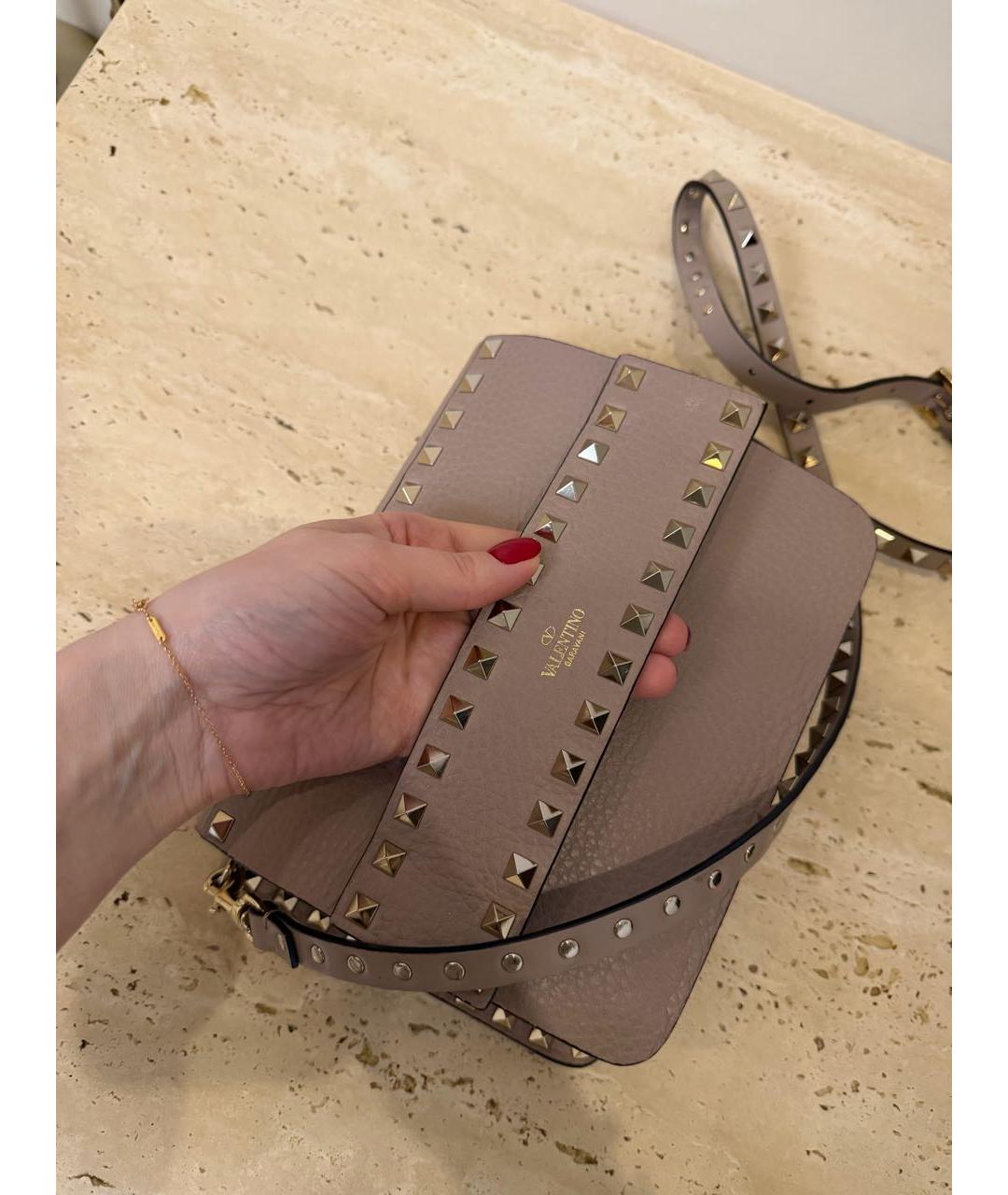 VALENTINO Бежевая кожаная сумка через плечо, фото 7