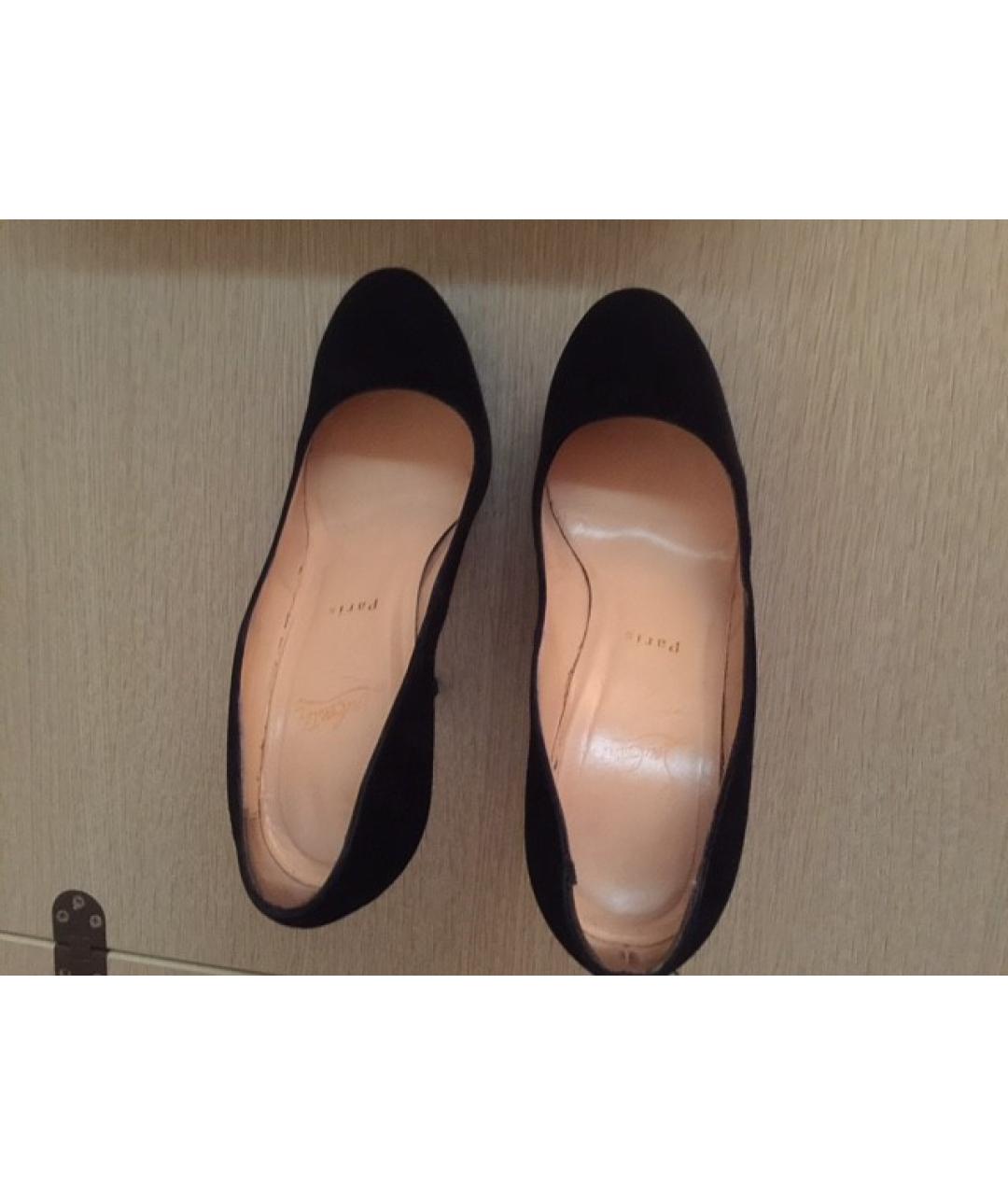 CHRISTIAN LOUBOUTIN Черные замшевые туфли, фото 2