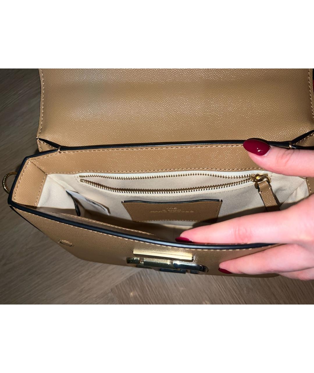 MARC JACOBS Бежевая кожаная сумка через плечо, фото 5