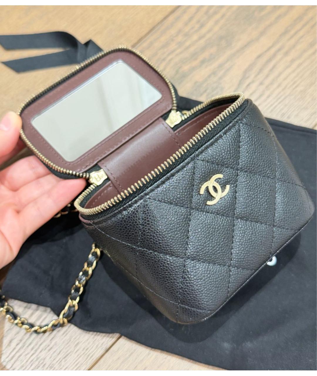 CHANEL Черная кожаная сумка через плечо, фото 4