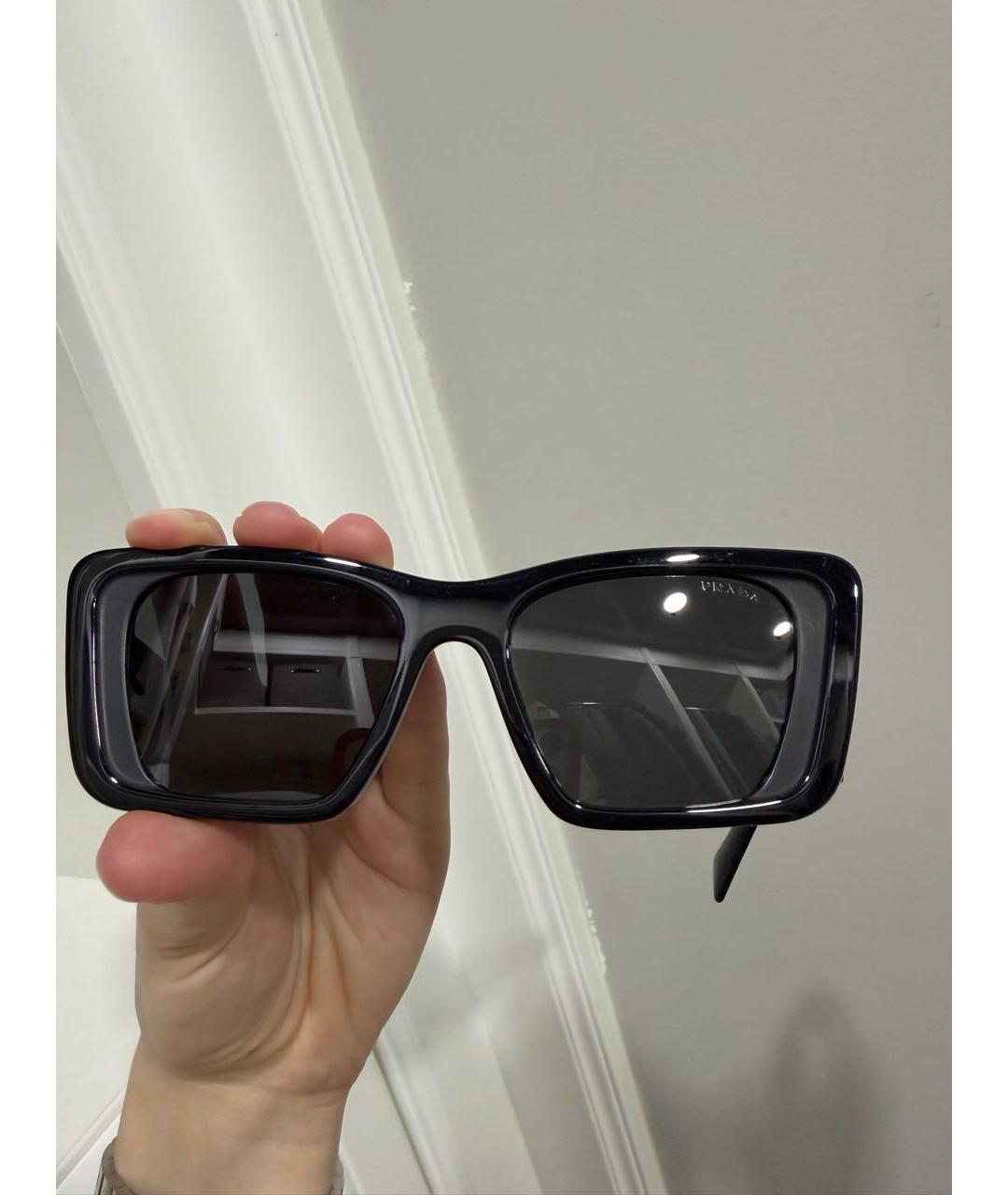 PRADA Черные пластиковые солнцезащитные очки, фото 5