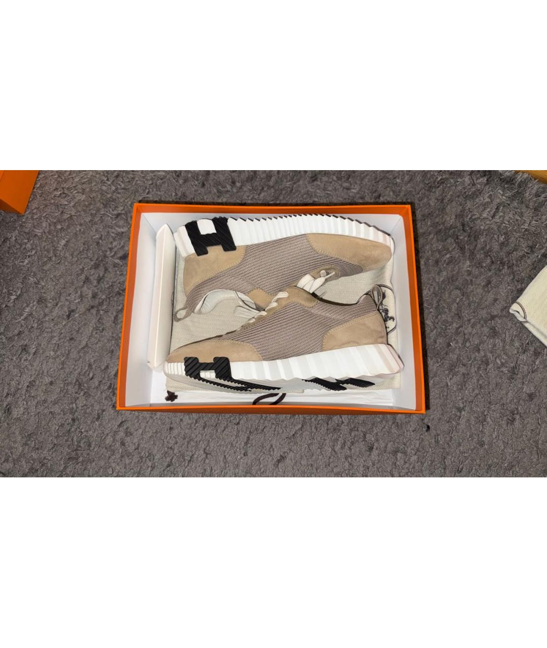 HERMES Бежевые замшевые кроссовки, фото 5