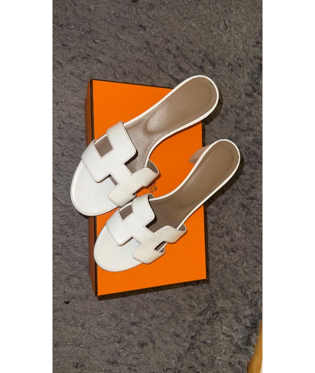 HERMES Белые кожаные сабо, фото 2