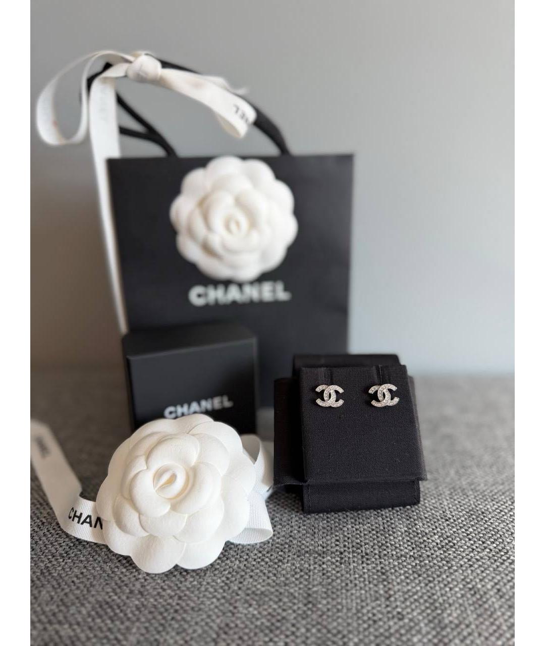 CHANEL Серебряные металлические серьги, фото 5