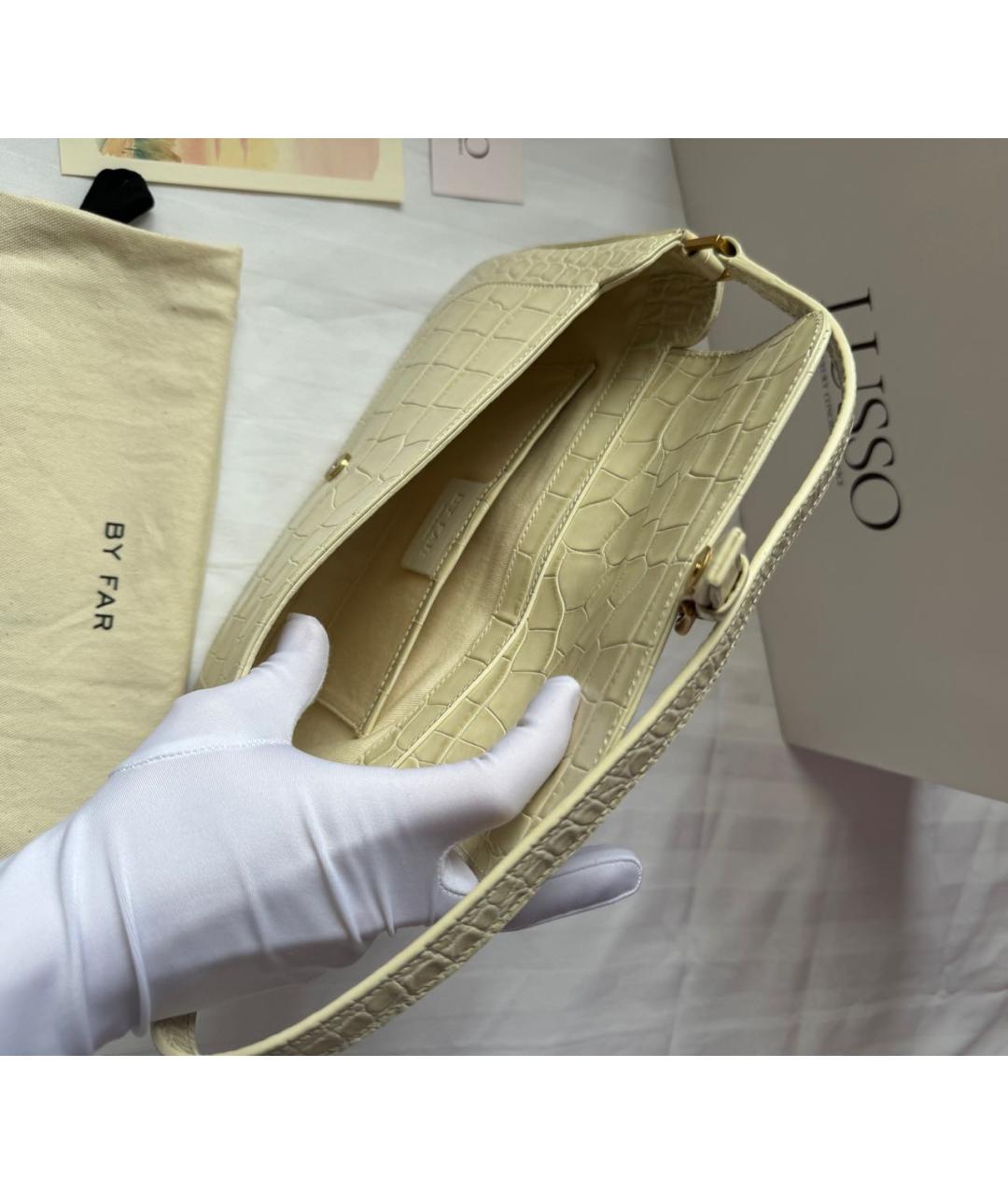 BY FAR Бежевая кожаная сумка с короткими ручками, фото 4