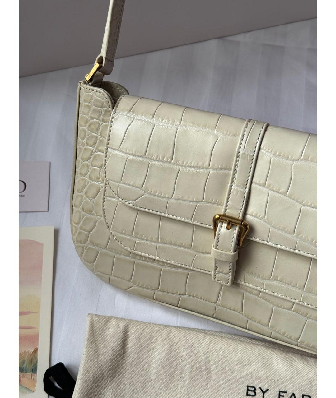 BY FAR Бежевая кожаная сумка с короткими ручками, фото 5