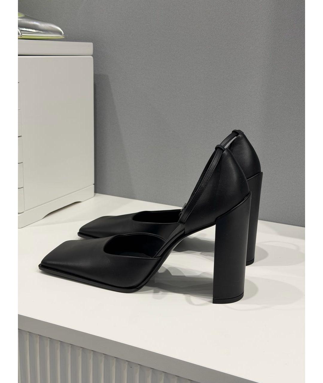 ALAIA Черные кожаные туфли, фото 6