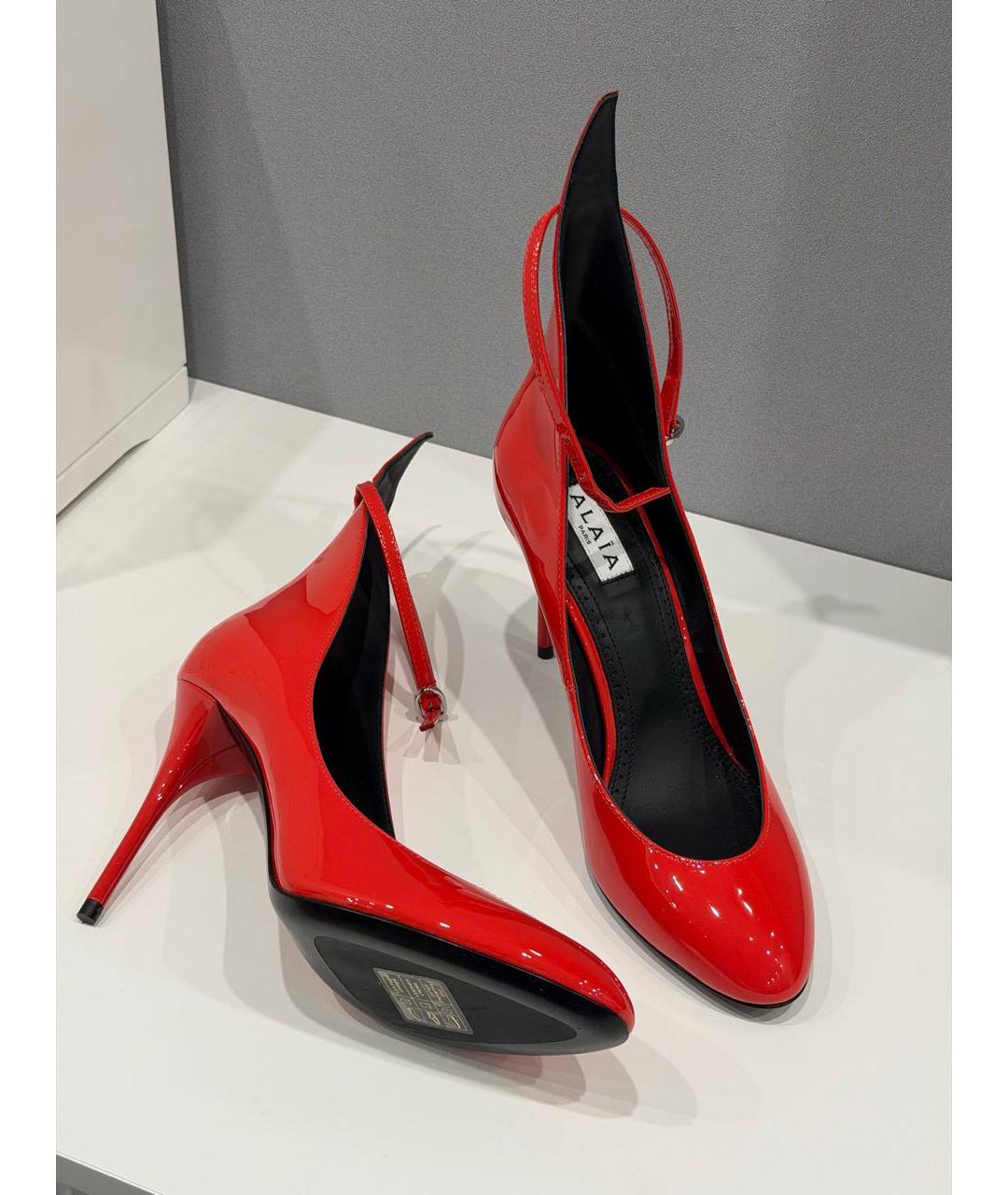 ALAIA Красные туфли из лакированной кожи, фото 8