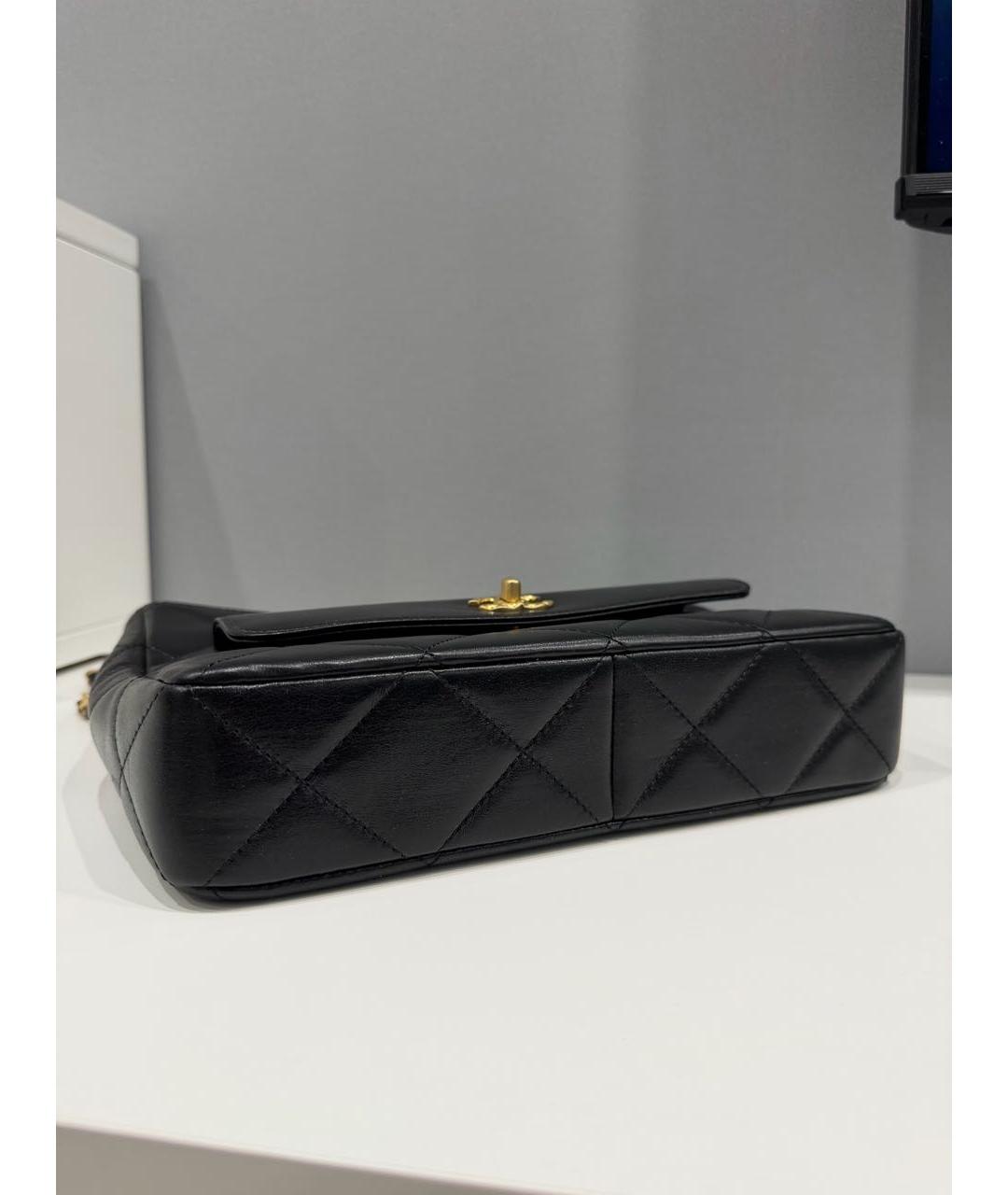CHANEL Черная кожаная сумка с короткими ручками, фото 8